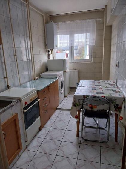 Garsonieră decomandată în Drumul Carului