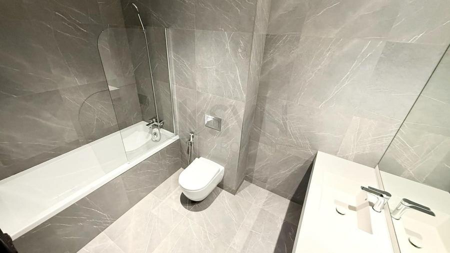Apartament cu 3 camere decomandat, mobilat în Barbu Văcărescu
