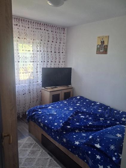 Apartament cu 2 camere semidecomandat în Cezar Petrescu