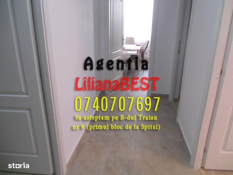 Apartament cu 3 camere decomandat în Calea Romanului