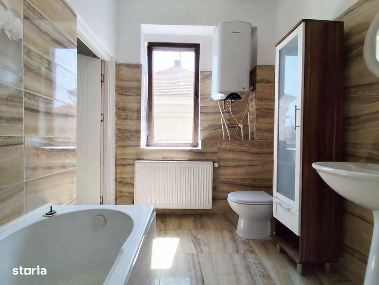 Apartament cu 2 camere semidecomandat în Ultracentral