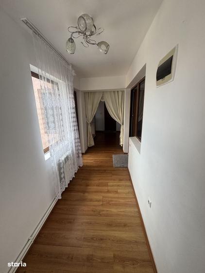 Casă cu 3 camere în 23 August