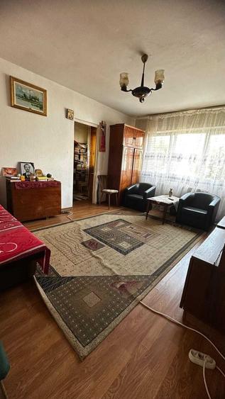 Apartament cu 2 camere semidecomandat în Micro 6