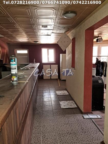 Casă individuală cu 6 camere cu Teren 10756 Mp în Exterior Sud