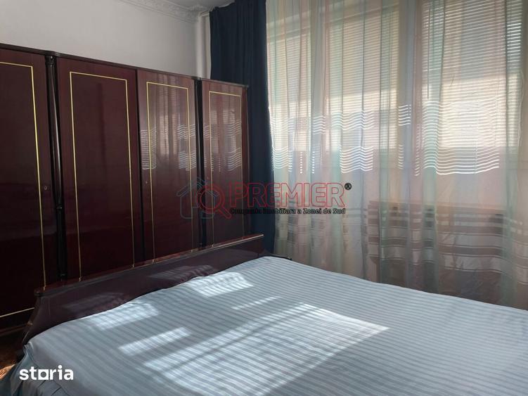 Apartament cu 3 camere în Berceni