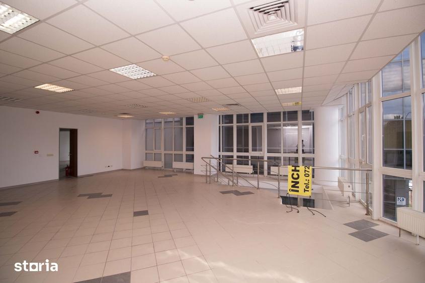 Spațiu comercial, de 1,200 mp, în Craiovei