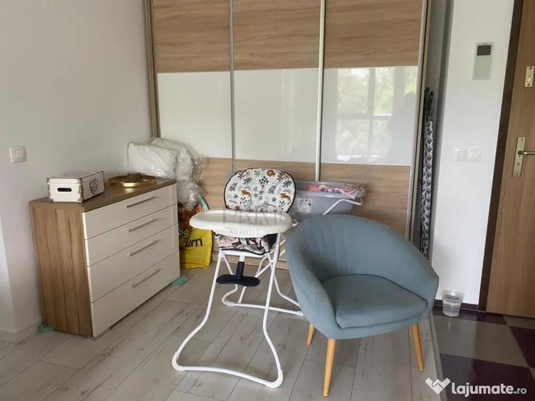 Apartament cu 2 camere semidecomandat în Lipovei