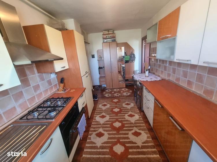 Apartament cu 2 camere în Zamfirescu