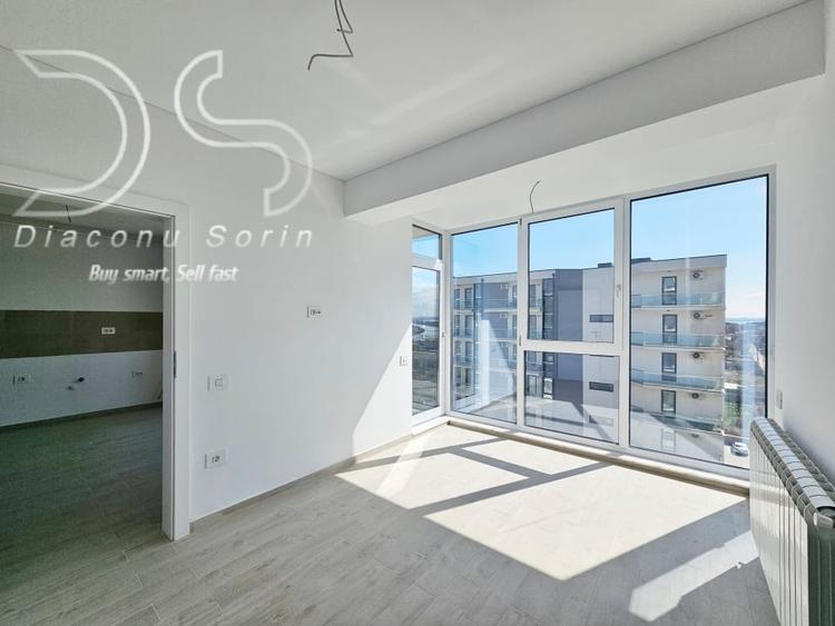 Apartament cu 3 camere semidecomandat în Mamaia-Sat
