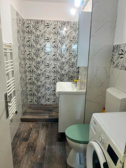 Apartament cu 3 camere decomandat în Dosu Bricii