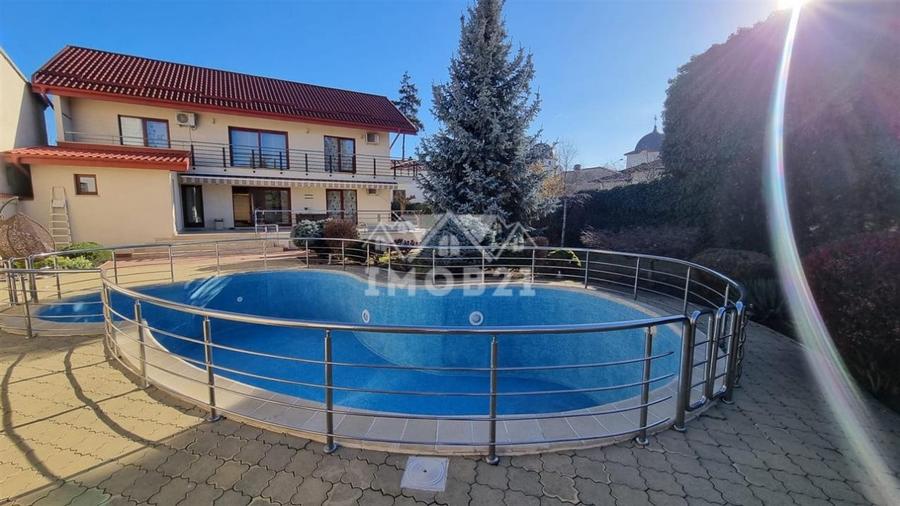 Casă individuală cu 5 camere cu Piscina în Nord-Est