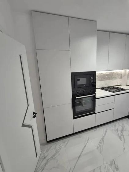 Apartament cu 2 camere decomandat în Colentina