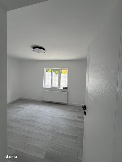 Casă cu 3 camere cu Teren 220 Mp în Central