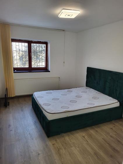 Garsonieră decomandată în Drumul Carului