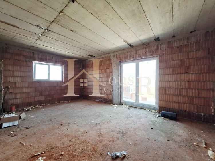 Duplex cu 3 camere cu Canalizare în Urseni