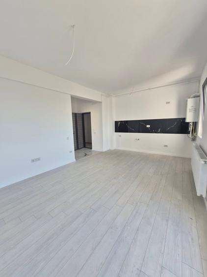 Apartament cu 2 camere decomandat în Haliu
