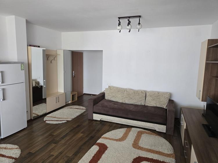 Apartament cu 2 camere decomandat în Herăstrău