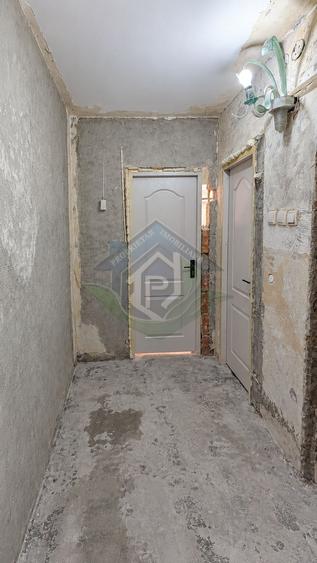 Apartament cu 2 camere semidecomandat în Sud