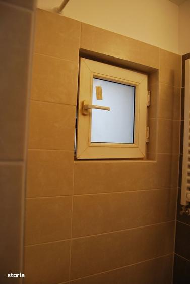 Apartament cu 3 camere în Moinești