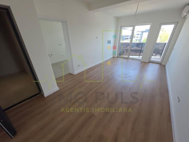 Apartament cu 3 camere semidecomandat în Mehala