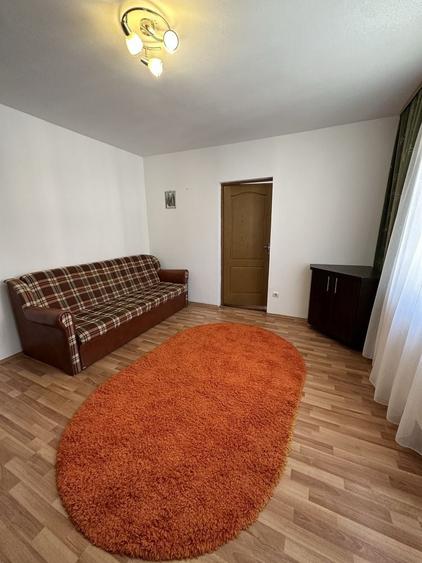 Apartament cu 2 camere semidecomandat în Cedonia