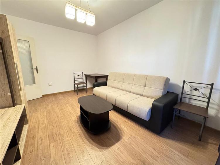 Apartament cu 2 camere decomandat, mobilat în Mihai Viteazul