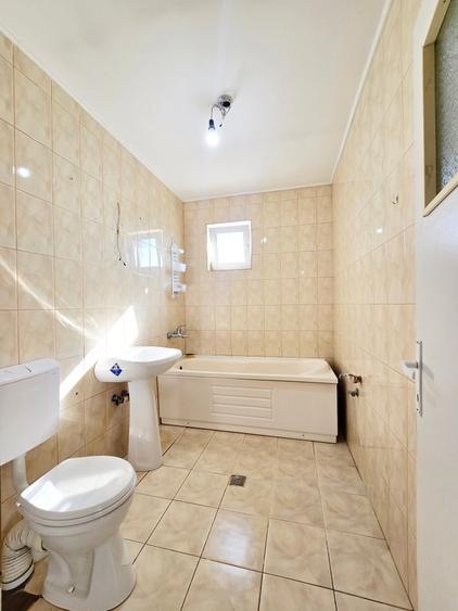 Apartament cu 2 camere semidecomandat în Confecții