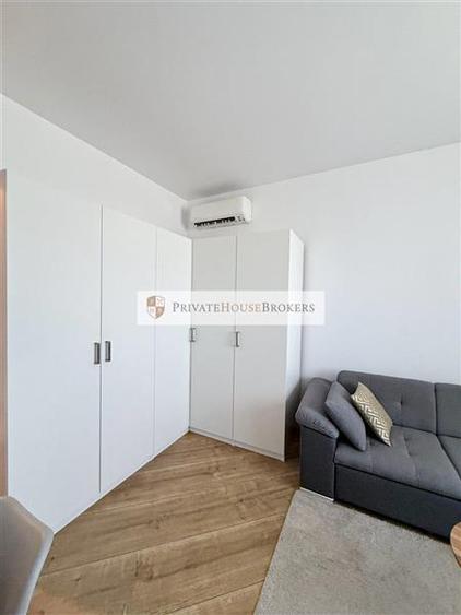 Apartament cu 2 camere semidecomandat, mobilat în Pipera