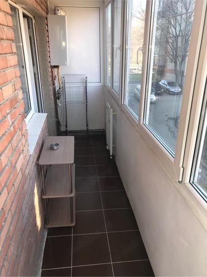 Garsonieră decomandată în Complex Studențesc
