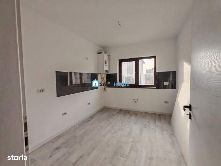 Casă cu 4 camere în Central