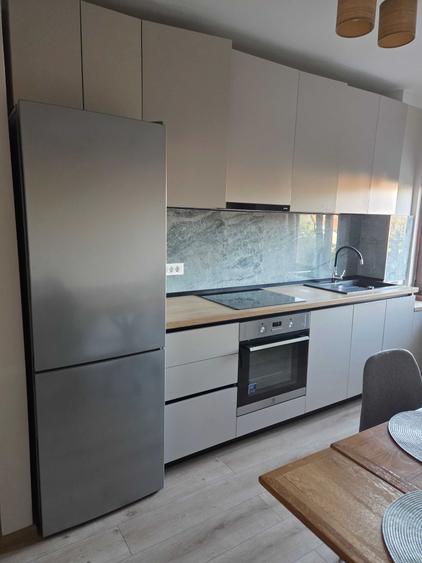 Apartament cu 2 camere decomandat în Exterior Vest