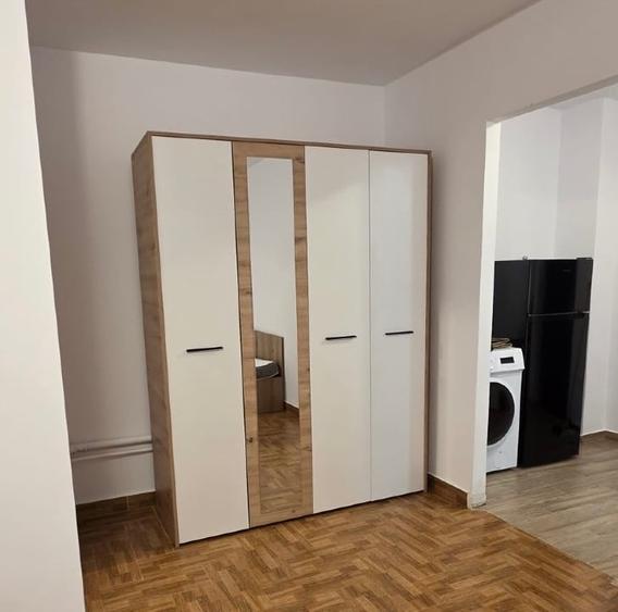 Garsonieră decomandată, mobilată în Colentina