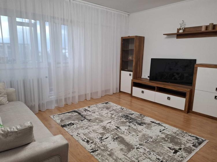 Apartament cu 2 camere decomandat în Panduri