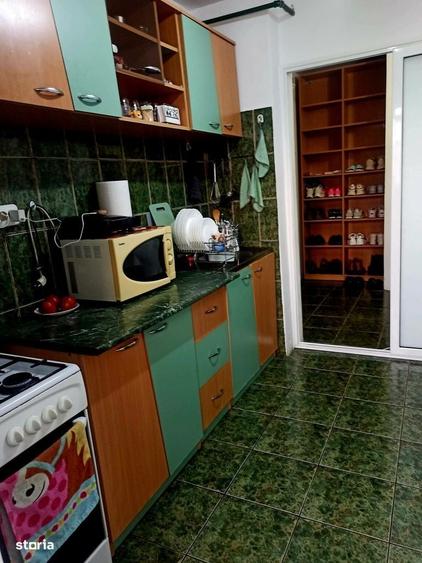 Apartament cu 2 camere decomandat în Trivale