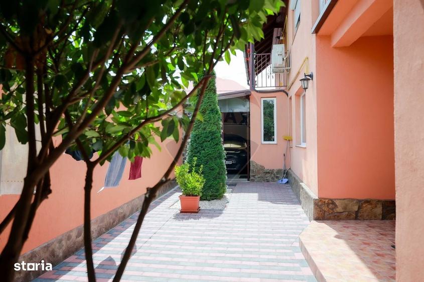Casă cu 4 camere în Santăul Mic