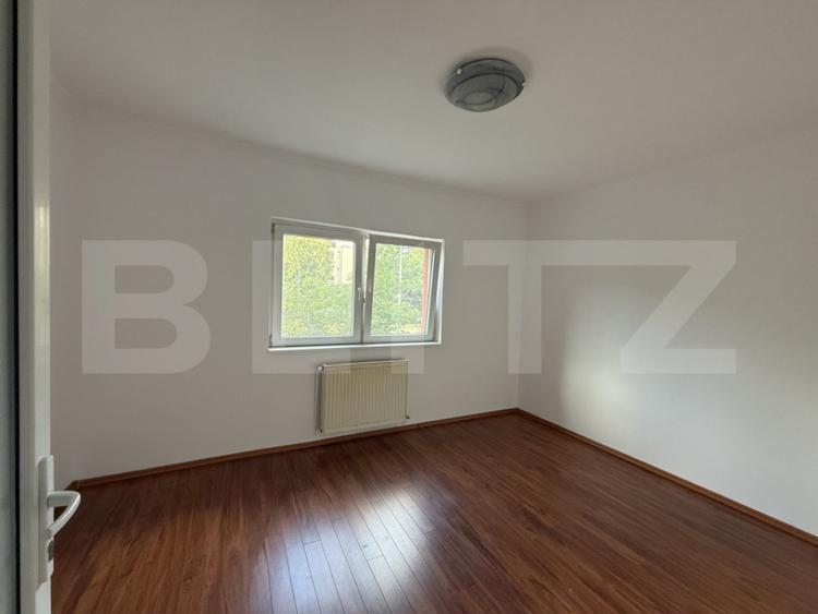 Apartament cu 2 camere semidecomandat în Micro 16