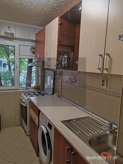 Apartament cu 2 camere semidecomandat, mobilat în Brâncoveanu