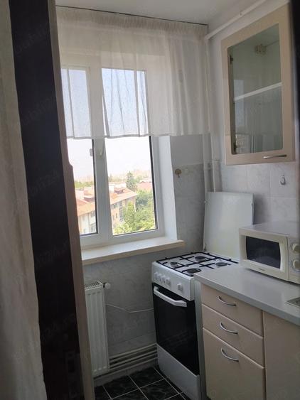 Garsonieră decomandată în Astra