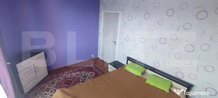 Apartament cu 3 camere decomandat, mobilat în Central