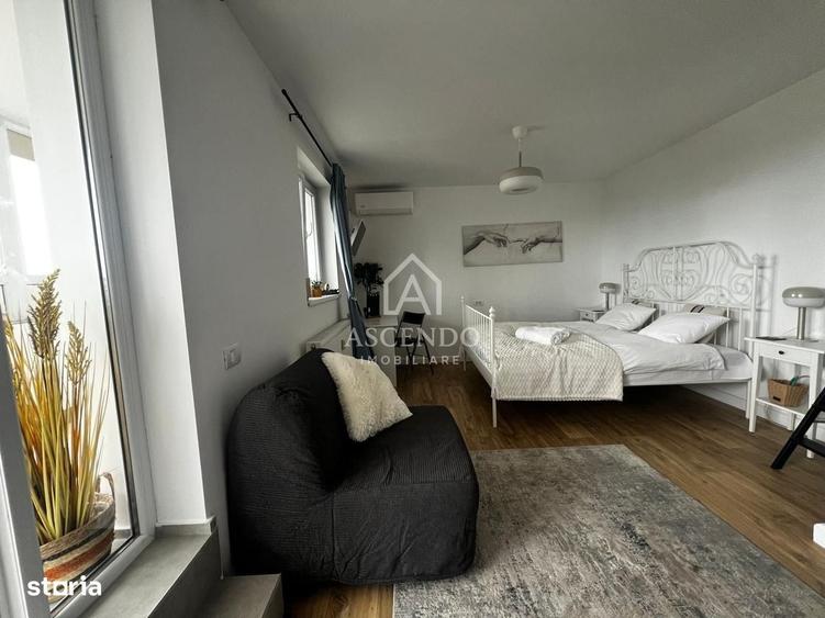 Studio renovat 25 mp + terasa 10 mp | Piata Victoriei | 0% Comision - 15