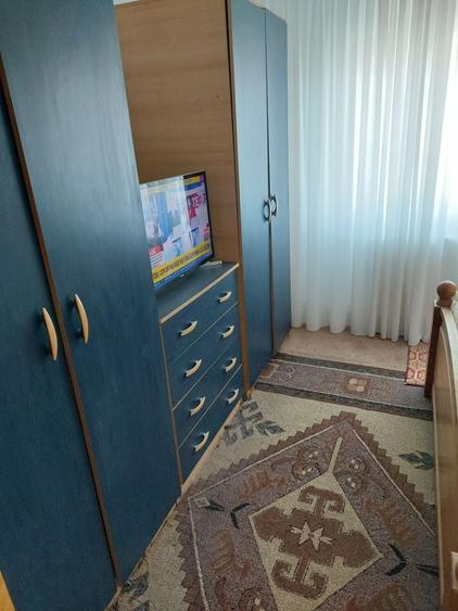 Apartament cu 3 camere decomandat, mobilat în Noua