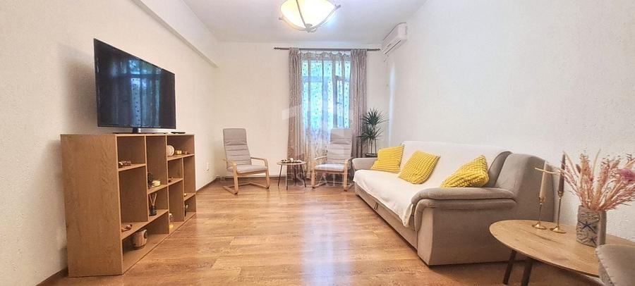 Apartament cu 2 camere decomandat, mobilat în Brâncoveanu