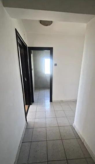 Apartament cu 2 camere semidecomandat în Pantelimon