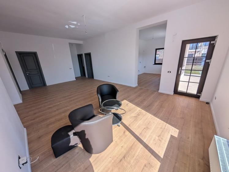 Casă individuală cu 4 camere cu Teren 500 Mp în Corbeanca