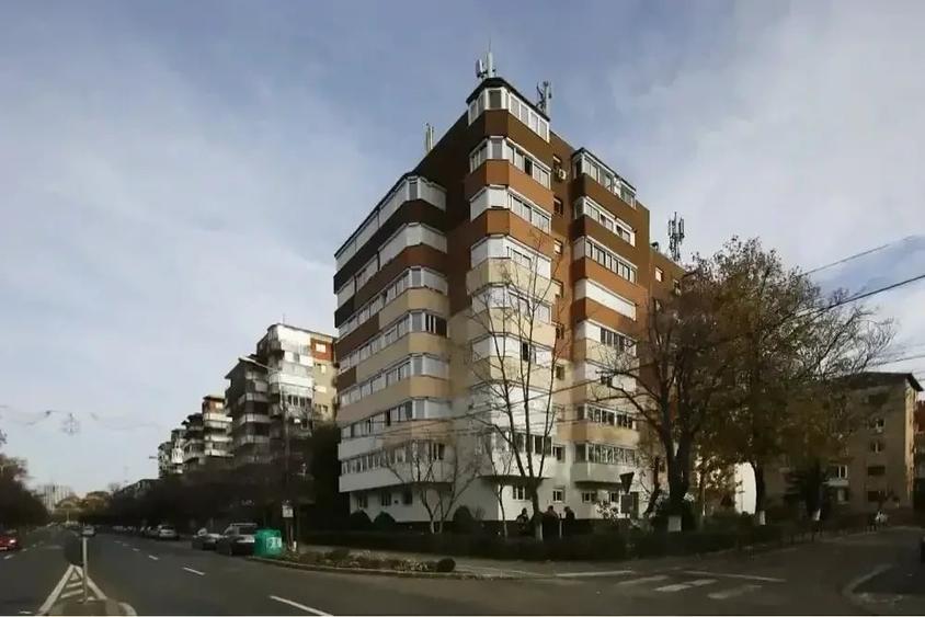 Garsonieră decomandată în Complex Studențesc