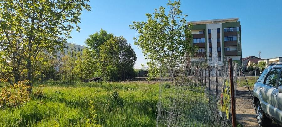 Teren Construcții intravilan de 10000 mp, în Prelungirea Ghencea
