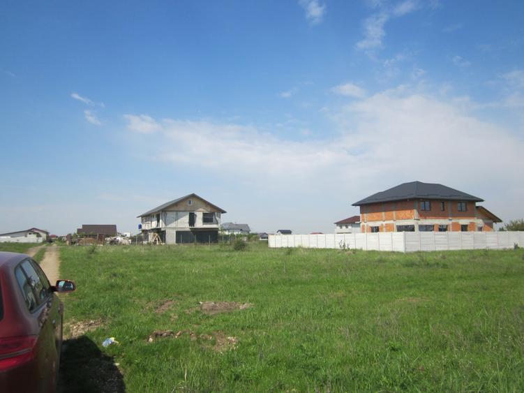 Teren Construcții intravilan de 775 mp, în Domnești