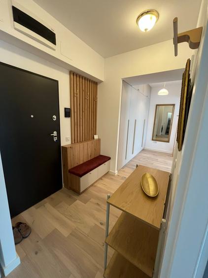 Apartament cu 2 camere semidecomandat, mobilat în Voluntari