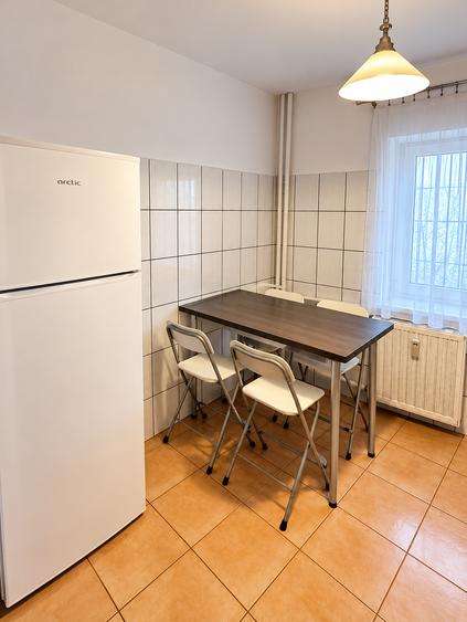 Apartament cu 2 camere decomandat în Aviației