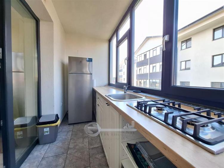 Apartament cu 2 camere semidecomandat, mobilat în Aeroport